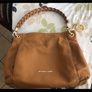 Michael Kors purse  👜